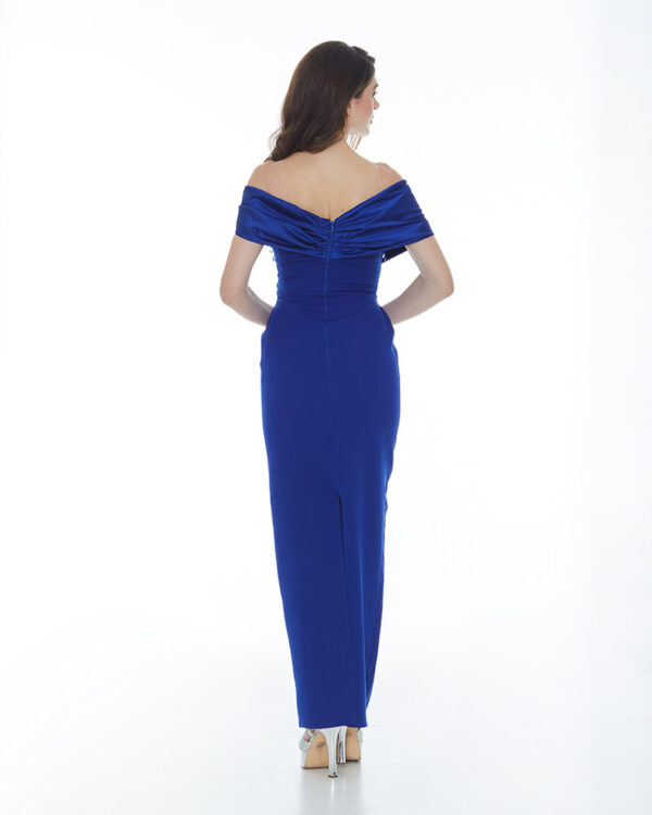 Μάξι φόρεμα σε ίσια γραμμή