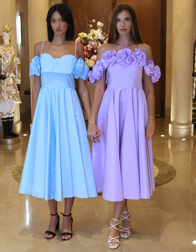 Μίνι φόρεμα με φούστα ομπρέλα