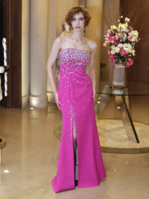 Μάξι φόρεμα σε ίσια γραμμή