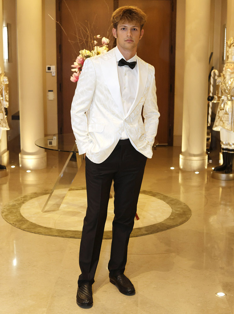 Βραδυνό κουστούμι